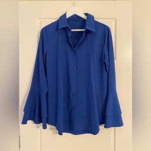 Bell sleeved button up shirt